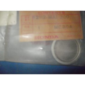 HOLDER GREASE 52112-MA1-300