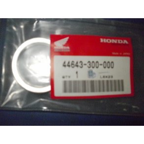 RETAINER CB 750 K 44643-300-000