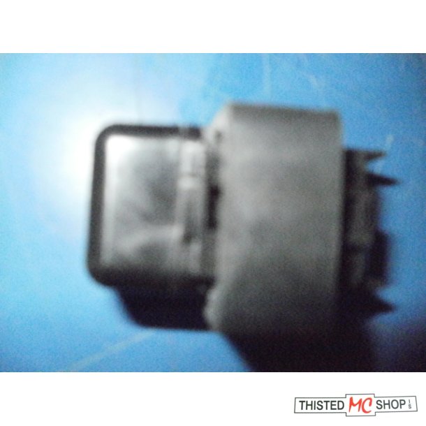 SIKRINGSHOLDER FUSE HOLDER ASSY FZ 750 1AE-82150-00
