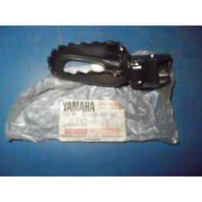 FODHVILER FOOTREST 1 DT 125 OG ANDRE 22W-27411-00-90 22W-27411-01-90 3R4-27411-00-33
