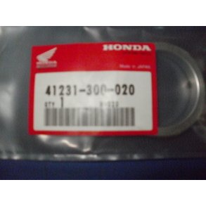 RETAINER BEARING CB 750 K 41231-300-020