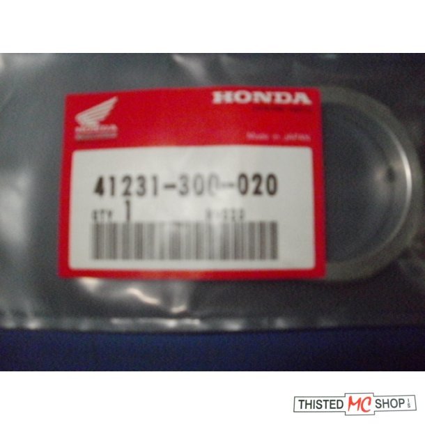 RETAINER BEARING CB 750 K 41231-300-020