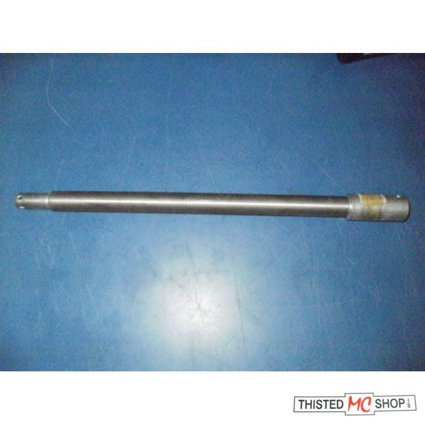 AKSEL BAGHJUL  AXLE WHEEL XJ 750 900 31A-25381-00