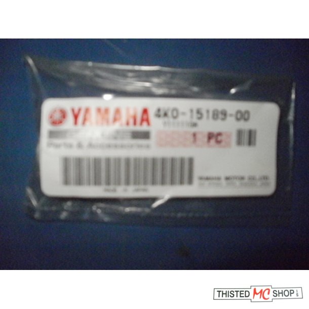 PLUG 4K0-15189-00