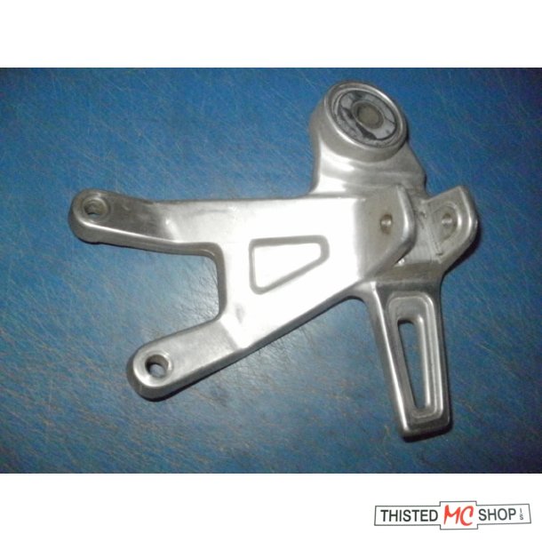 BESLAG FODHVILER BRACKET 5 FZ 750 2KT-2742L-00