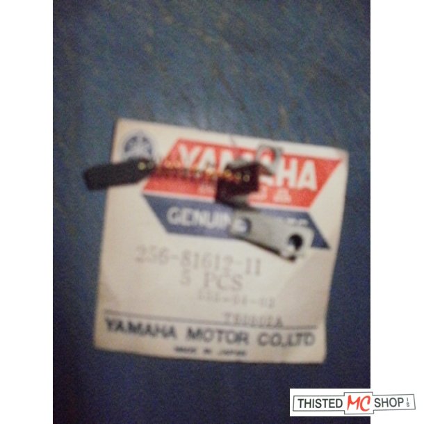 BRUSH   TX 650 XS 650 256-81612-11