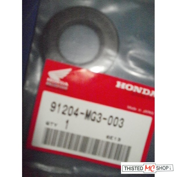 OIL SEAL 92104-MG3-003
