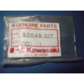 OILE TYV VALVE OIL SEAL KZ 750 92049-017