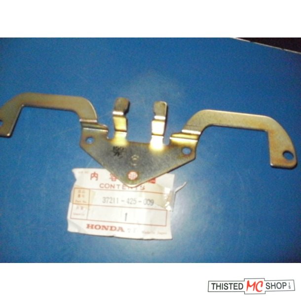 URE HOLDER CB 750 37211-425-009