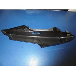 S�DE ENDE COVER REAR FENDER 1 H�JRE  FZS 600 4YR-2163A-00 BRUGT