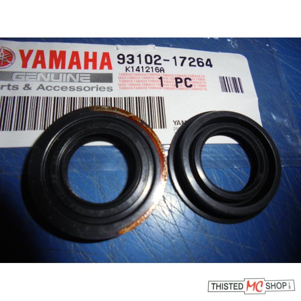 PAKDSE OILSEAL KDEHJUL FOR 17-28-4,8 YB-1 50   93102-17264 STK PRIS