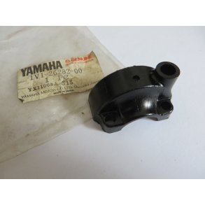 HOLDER  F. NEDERSTE GREB FS1 50 YB 100 1V1-26281-00 307-26281-00 DX 1976-79  