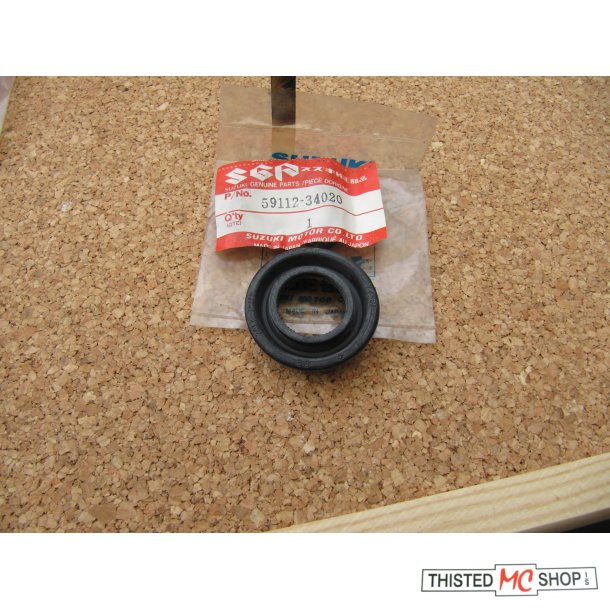 VOVER AXLE DUST SEAL 59112-34020