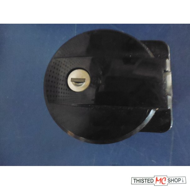 FUEL TANK CAP ZX 1100A  51049-1056 51049-1140 51049-1009