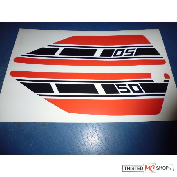 EMBLEM SIDE DKSEL  LYS RD H OG V FS1 50  2G1-21781-30UO  2G1-21782-30UO  K-DX 1978-79
