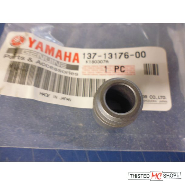 METAL WORM SHAFT OUTER  FS1 50 137-13176-00 1969-71