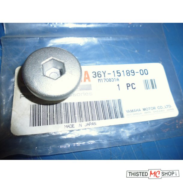 PLUG  36Y-15189-00
