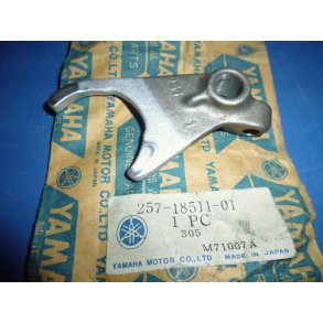 SKIFTERGAFFEL 1  FS1 50 257-18511-01 5GEAR