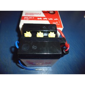 BATTERI CD 50 K 50 DM 50 31500-040-010UO 6N4-2A-4 YUASA