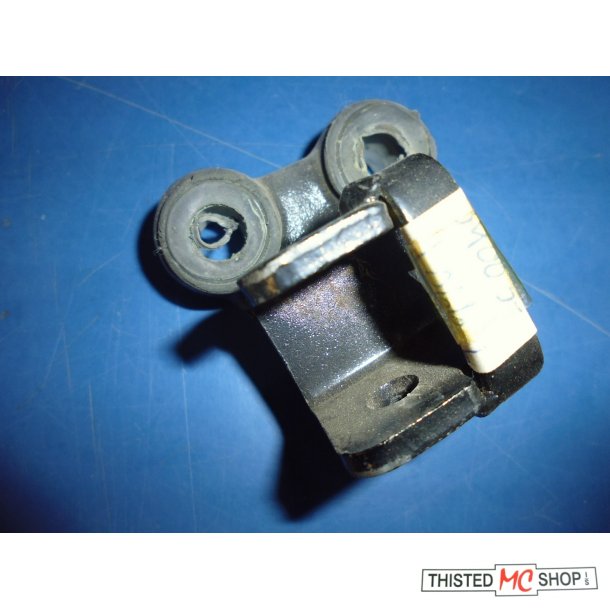 FODHVILER HOLDER STEP HOLDER FRONT LH KZ 650B C KZ 750L R 34003-1066